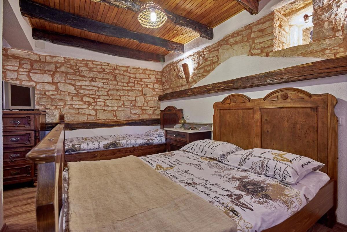 Stara Hiza In Sveti Petar U Sumi Villa Bagian luar foto