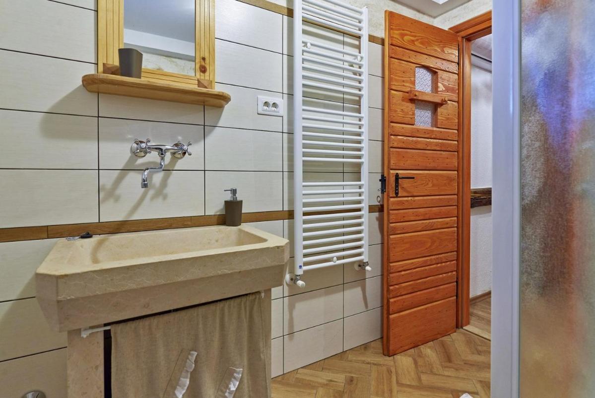 Stara Hiza In Sveti Petar U Sumi Villa Bagian luar foto